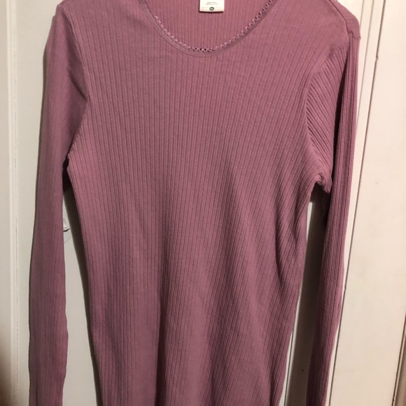 MOTHERHOOD MATERNITY TOP XL LAVENDER - Picture 2 of 8